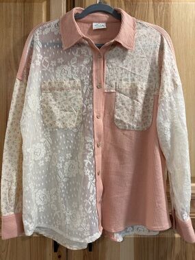 New In Women's Pink Lace Ditsy Floral Mixed Media Ribbed Cottagecore Shirt Sz S